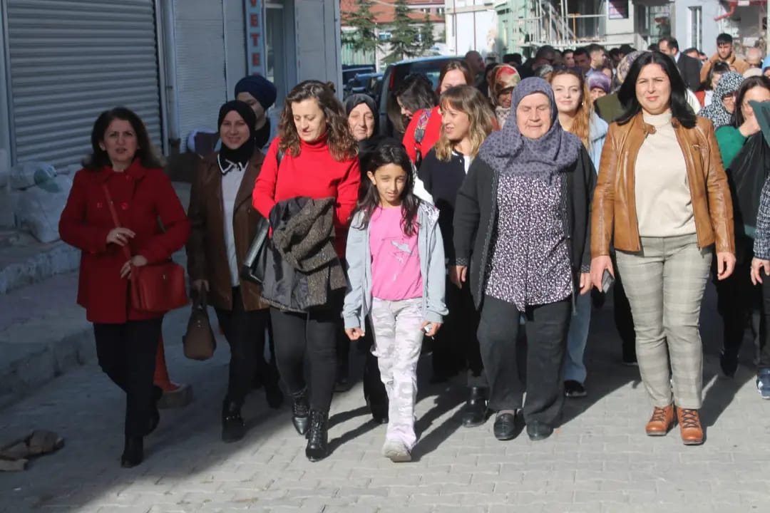 "Çay Belediyesi'ne işinin ehli aday"