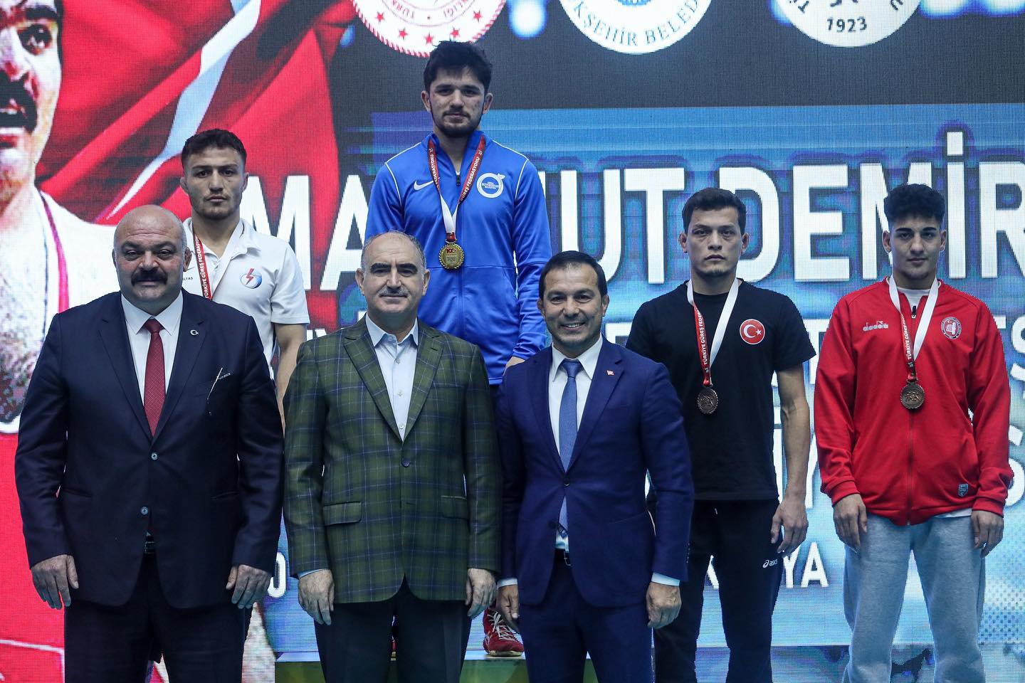 Güreşçi Abdullah Toprak Türkiye Şampiyonu oldu