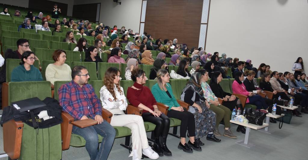 AFSÜ’de Bağımlılık ve Şiddet İlişkisi Konuşuldu