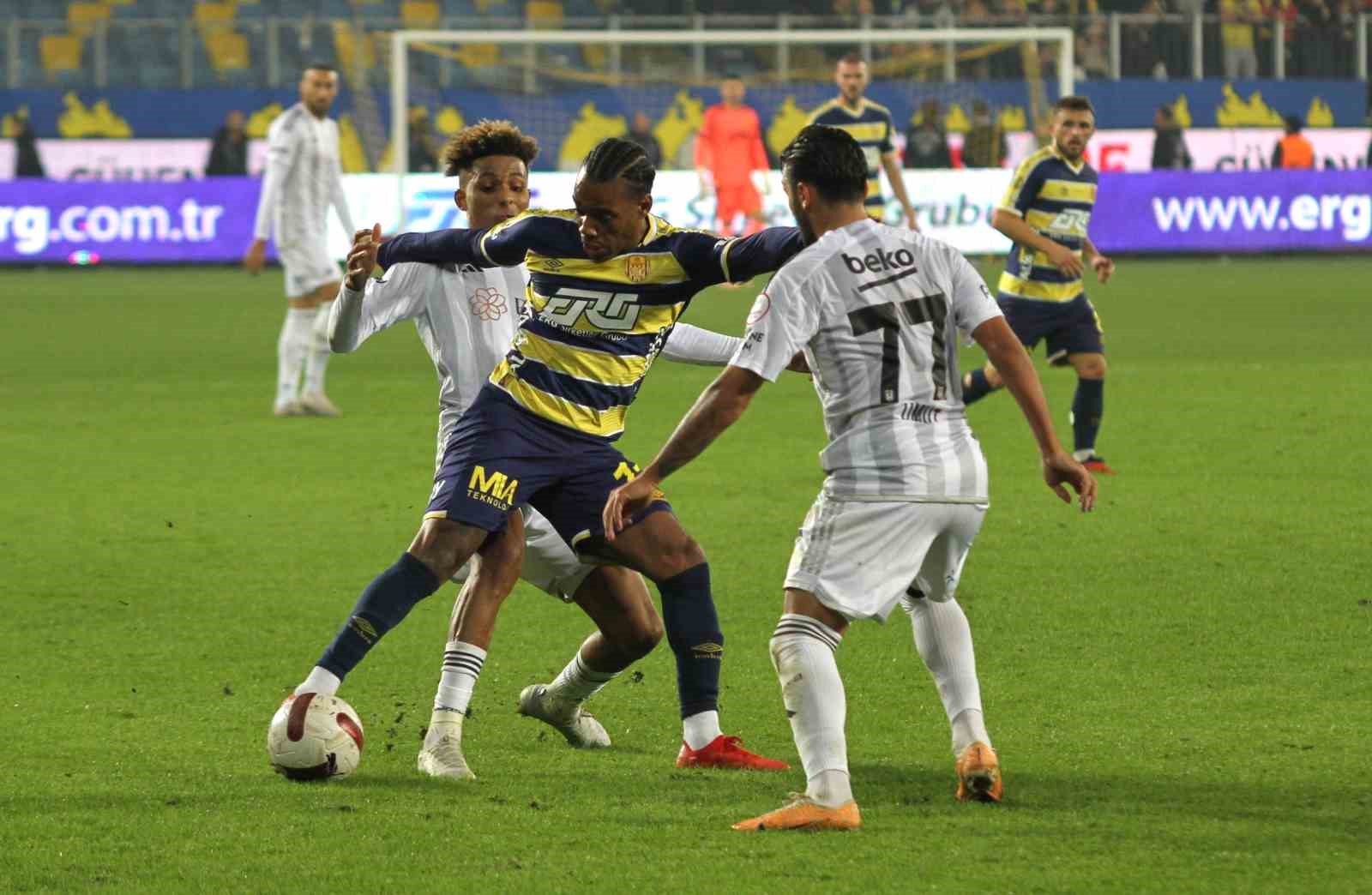 Beşiktaş yine puan kaybetti