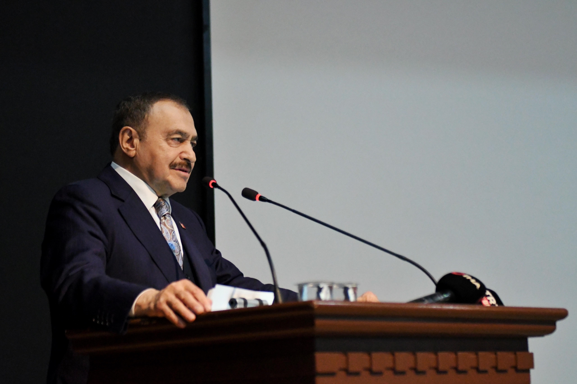 “Depreme dirençli şehirler kurmamız lazım”