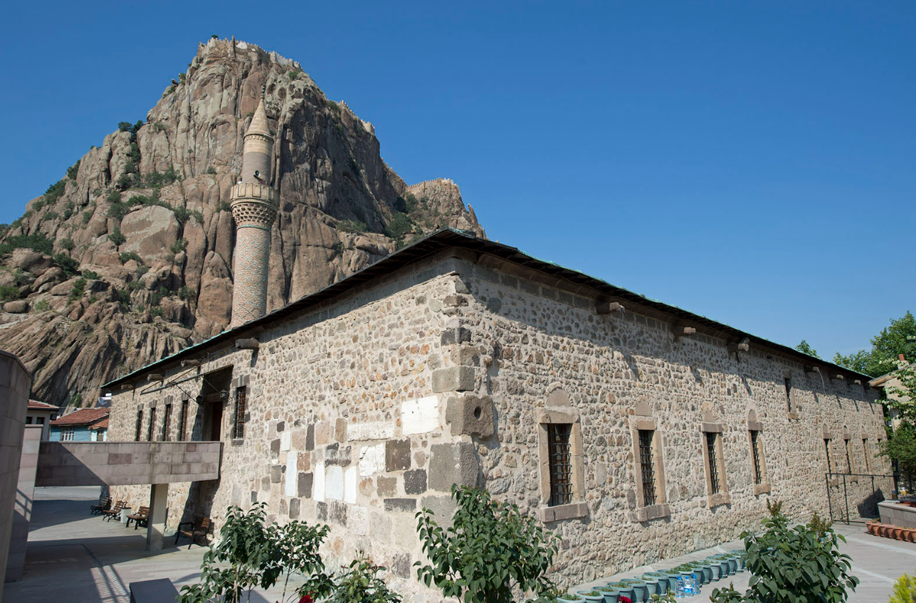 ANADOLU SELÇUKU MİMARİSİ GÖZ DOLDURUYOR