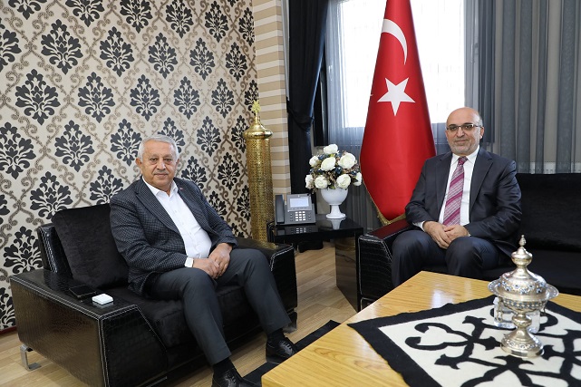 Müftü İmamoğlu Başkan Zeybek'i Ziyaret Etti