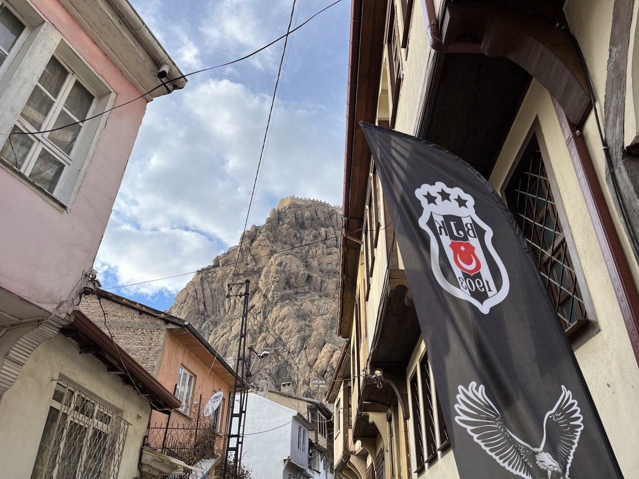 HASAN ARAT DÖNEMİ'NDE  AFYON'U BİR SÜRPRİZ BEKLİYOR