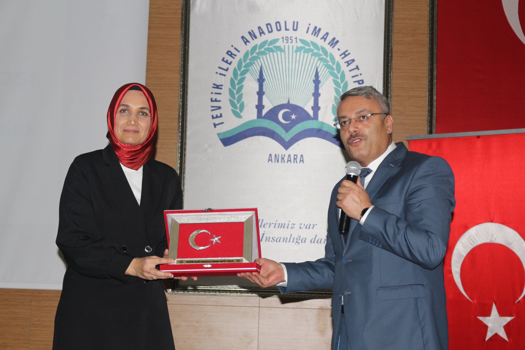 Vali Yiğitbaşı yıllar sonra aynı yerde