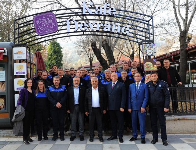 Başkan Zeybek Güne Zabıtalar İle Başladı.