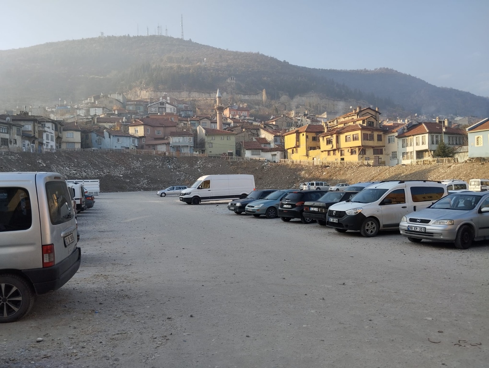 "ÜLKEYİ YÖNETENLERİN GÖREVİ BU İNSANLARIN DERTLERİNE DERMAN OLMAKTIR"