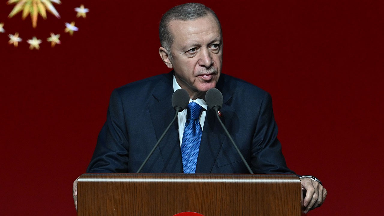 Cumhurbaşkanı Erdoğan: "Türk ekonomisine güvenen kardeşlerimize her türlü desteğe hazırız"