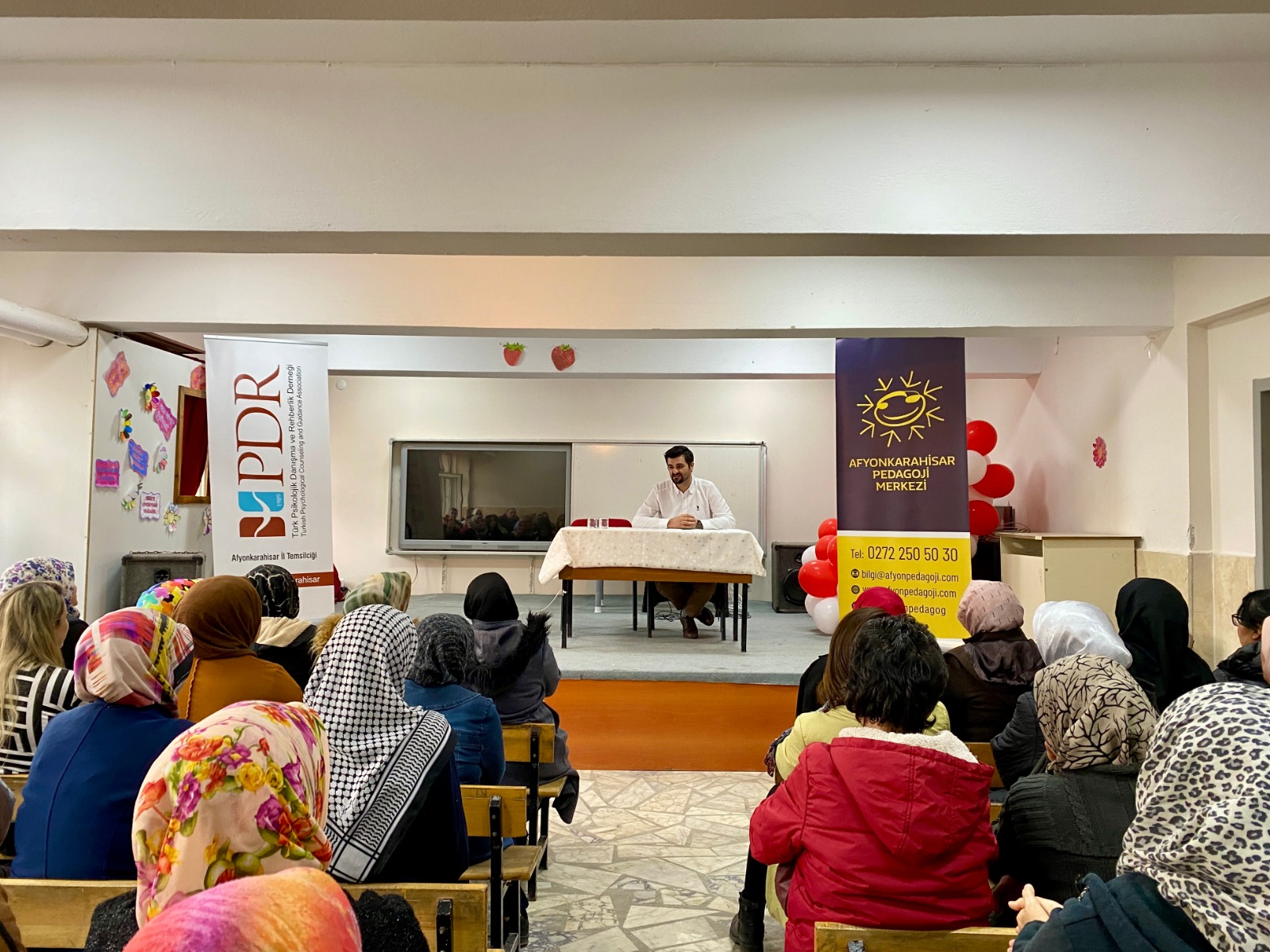 “Aile İçi İletişim ve Problem Çözme” konulu seminere yoğun ilgi