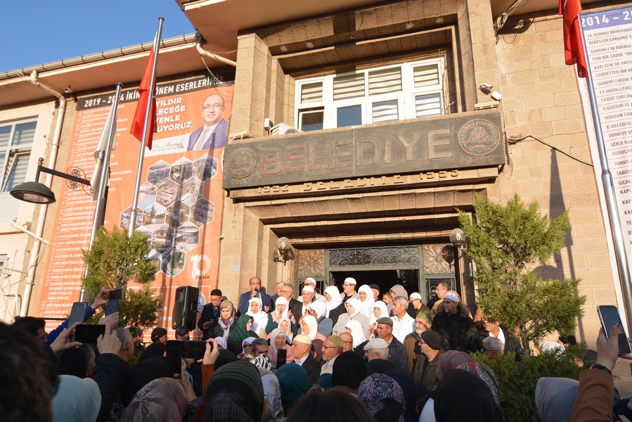 Kutsal topraklara uğurlandılar