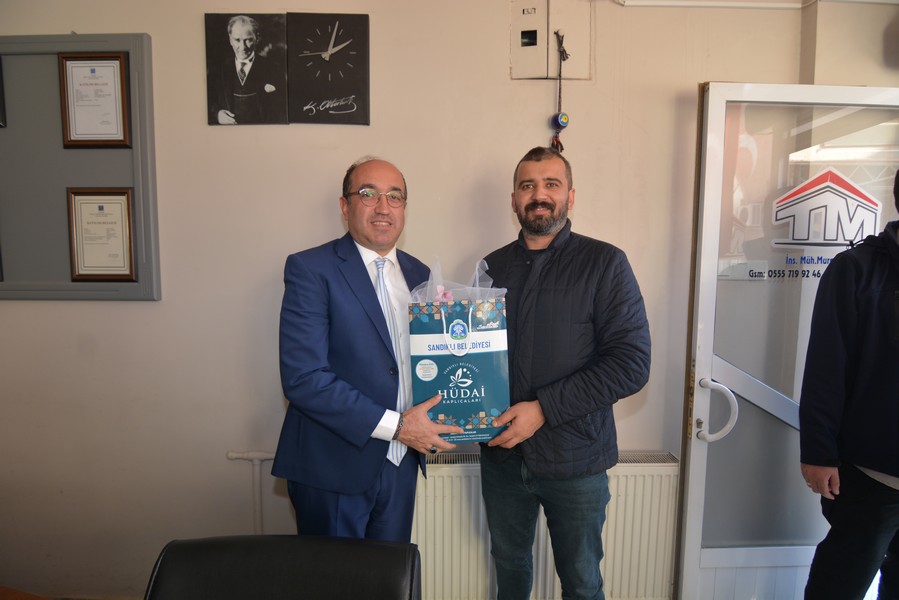 Başkan Çöl mühendisleri ziyaret etti