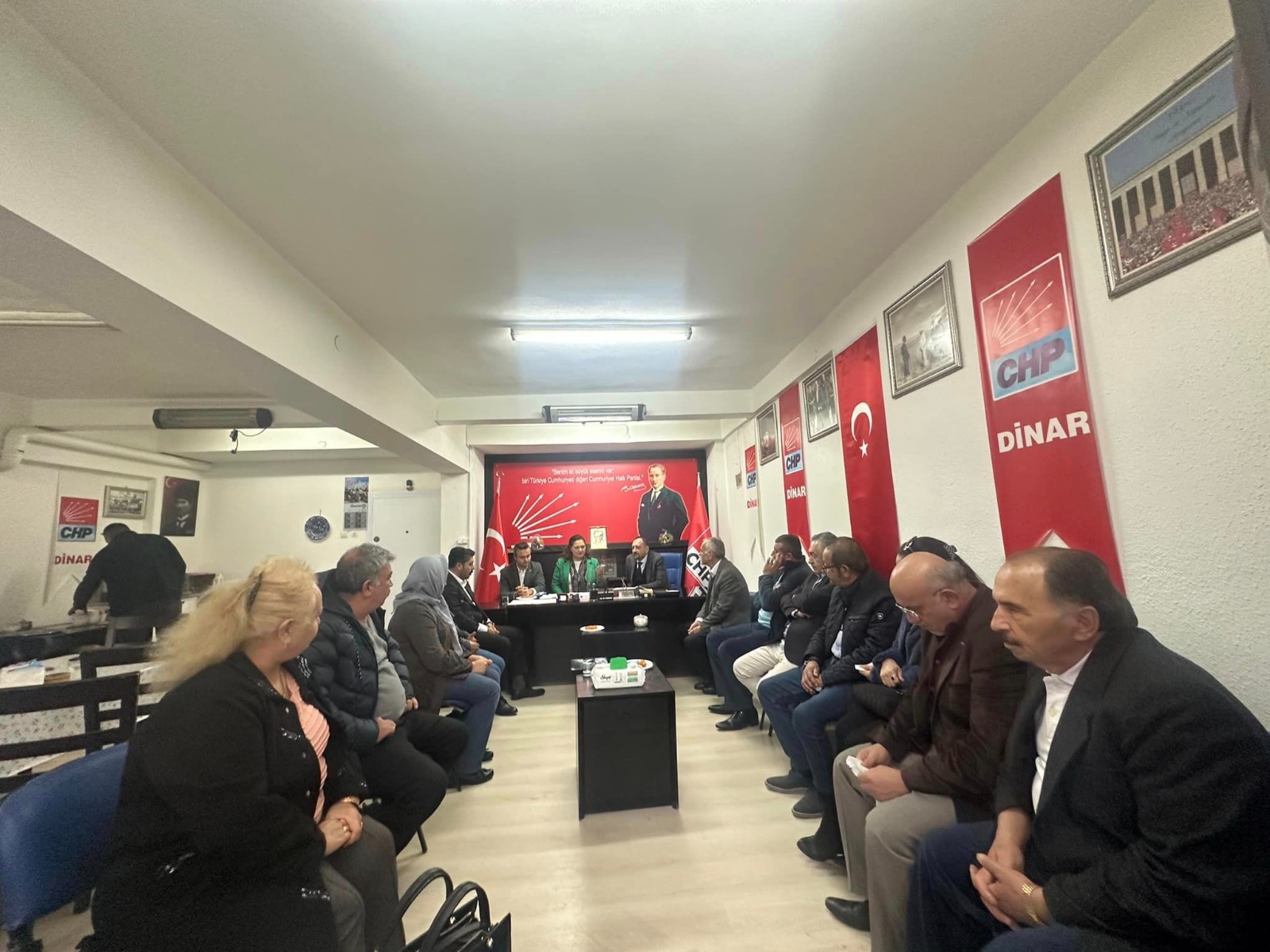 CHP Grup Başkanvekili Köksal, ilçelerin nabzını tuttu