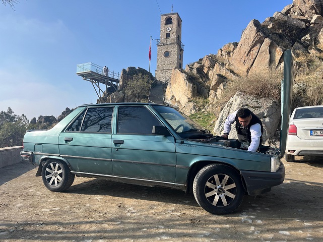 Benzinli Otomobilini  Elektrikliye Çevirdi. 200 Kilometreyi 20 Türk Lirasına Kat Ediyor