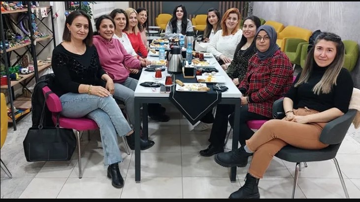 Emirdağ kadın kültür evi öğretmenleri ağırladı