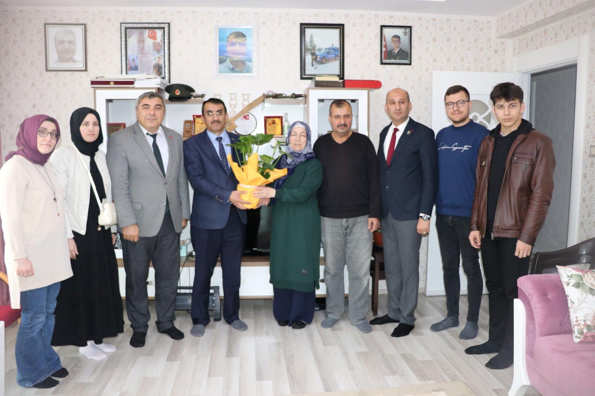 Şehidimize Vefa Duygusal Anlar Yaşattı...