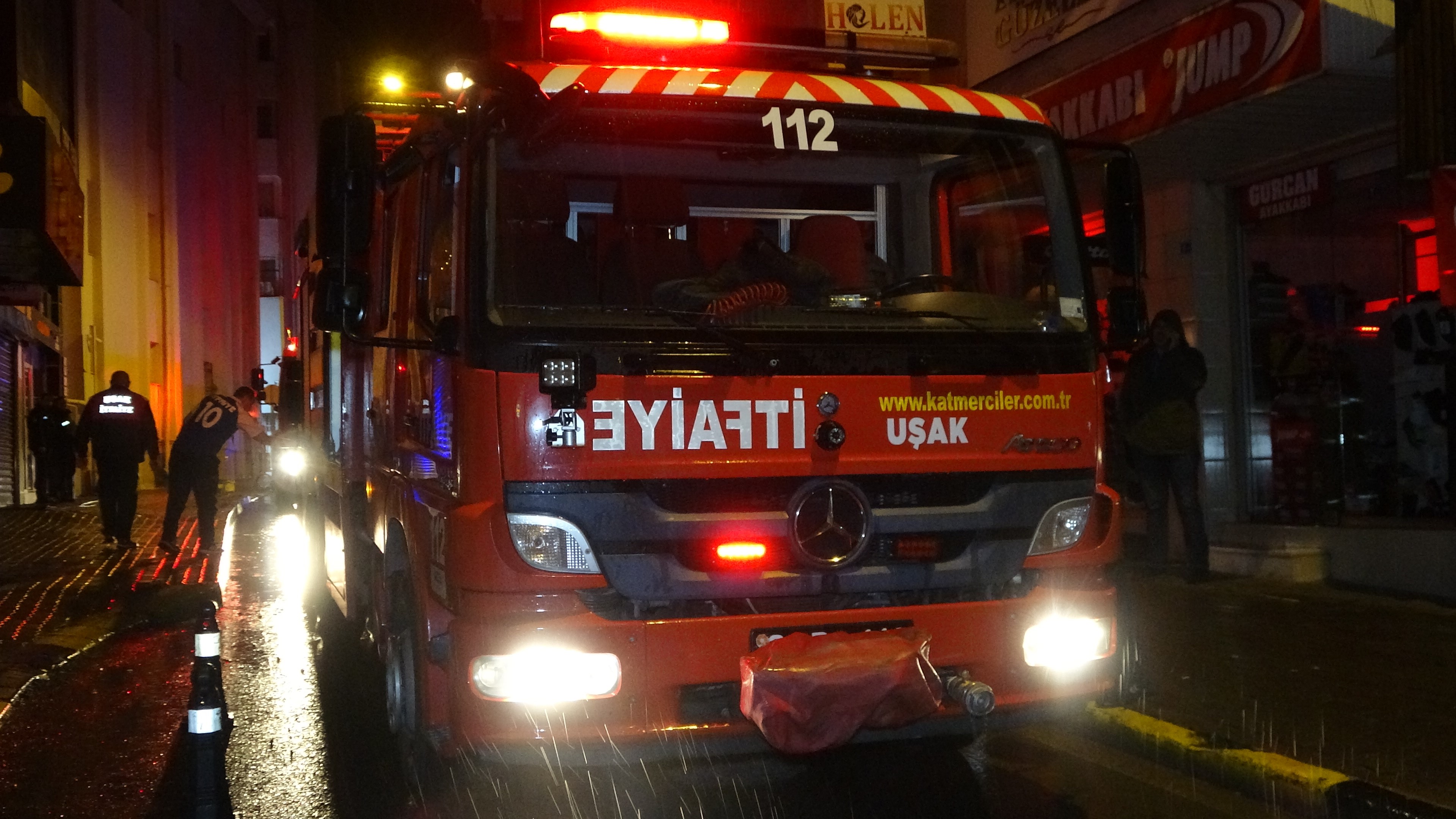 3 Katlı Binada Yangın