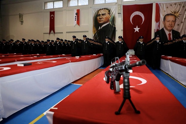 Afyon'da Polis Adayları Mezun Oldu. Vali Yiğitbaşı Törene Katıldı.