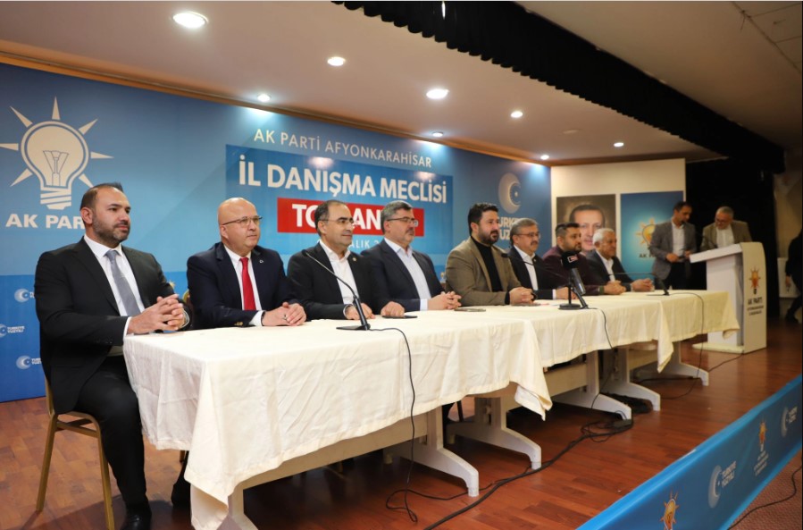 "Afyon Kalesi'ne AK Parti'nin bayrağını dikeceğiz"