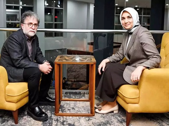 Ünlü Gazeteci  Ahmet Hakan'dan Vali Yiğitbaşı'ya Övgü Dolu Sözler
