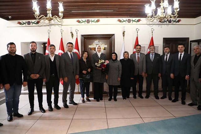 İl İnsan Hakları Kurulu Heyeti Vali Yiğitbaşı'yı Makamında Ziyaret Etti