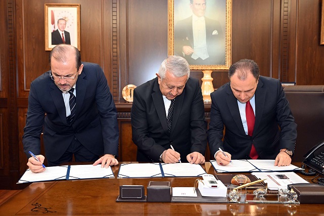 AKÜ ve AFSÜ Belediye İle Protokol İmzaladı. Artık Sporda İş Birliği İçerisindeler
