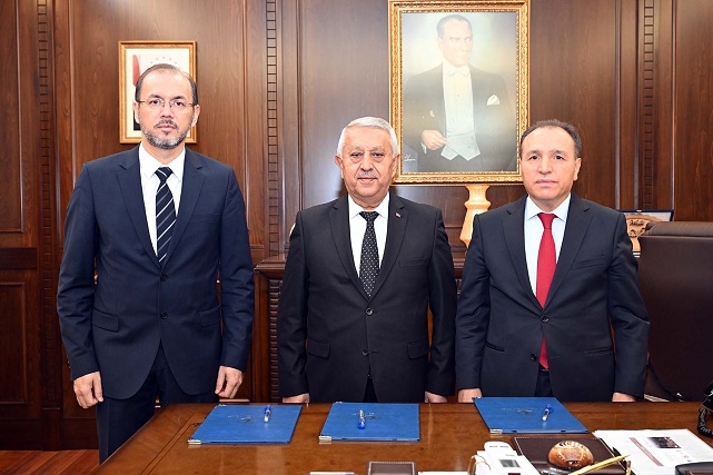 AKÜ ve AFSÜ Belediye İle Protokol İmzaladı. Artık Sporda İş Birliği İçerisindeler