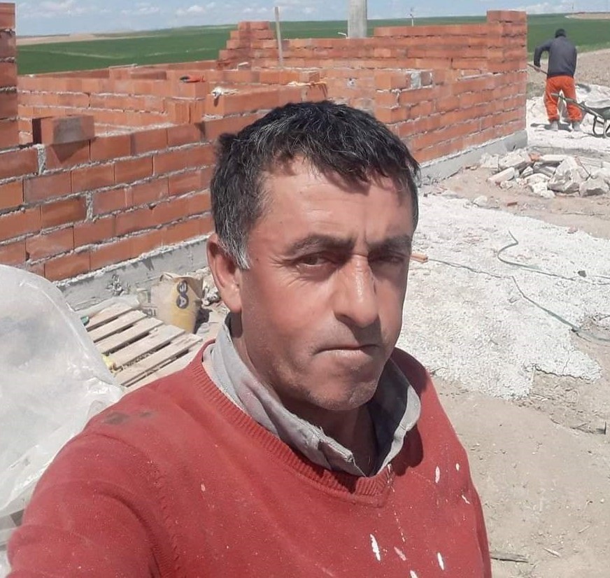 TRAKTÖR RÖMORKUNA ÇARPTI