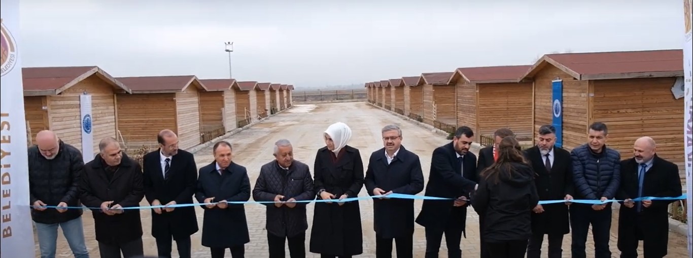 AKÜ HOBİ BAHÇELERİ AÇILDI