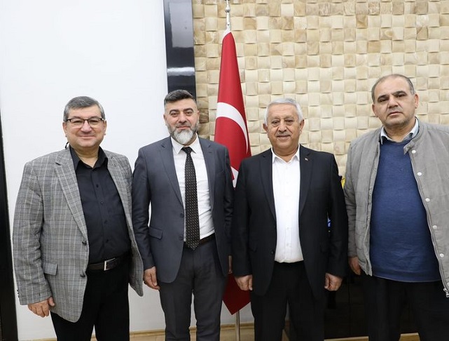 Başkan Zeybek'e Muhtarlardan Ziyaret