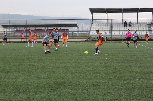 Afyon'da Turnuvalar Heyecan Yaratıyor. Gençlik ve Spor İl Müdürlüğü Koordinesinde Başladı.