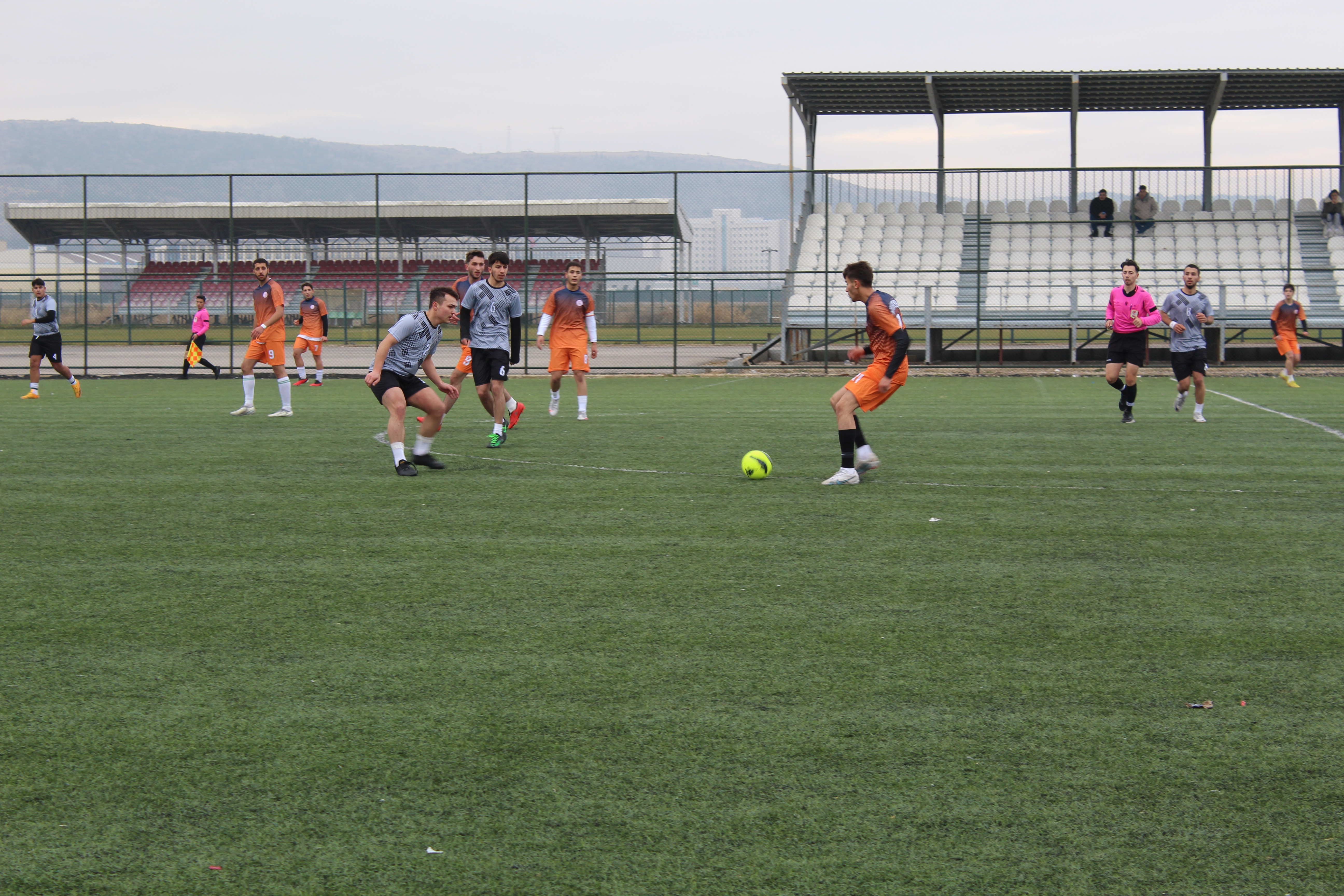 Afyon’da Yurtlar Arası Futbol Turnuvası başladı