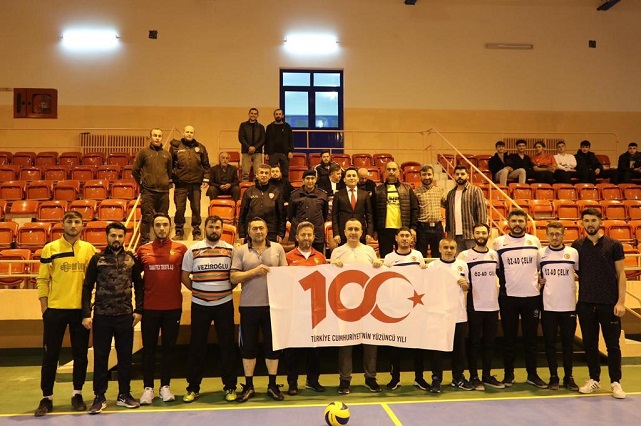 Kurumlar Arası  Turnuvada Kıran Kırana Mücadele Turnuvalar İhsaniye'de Başladı