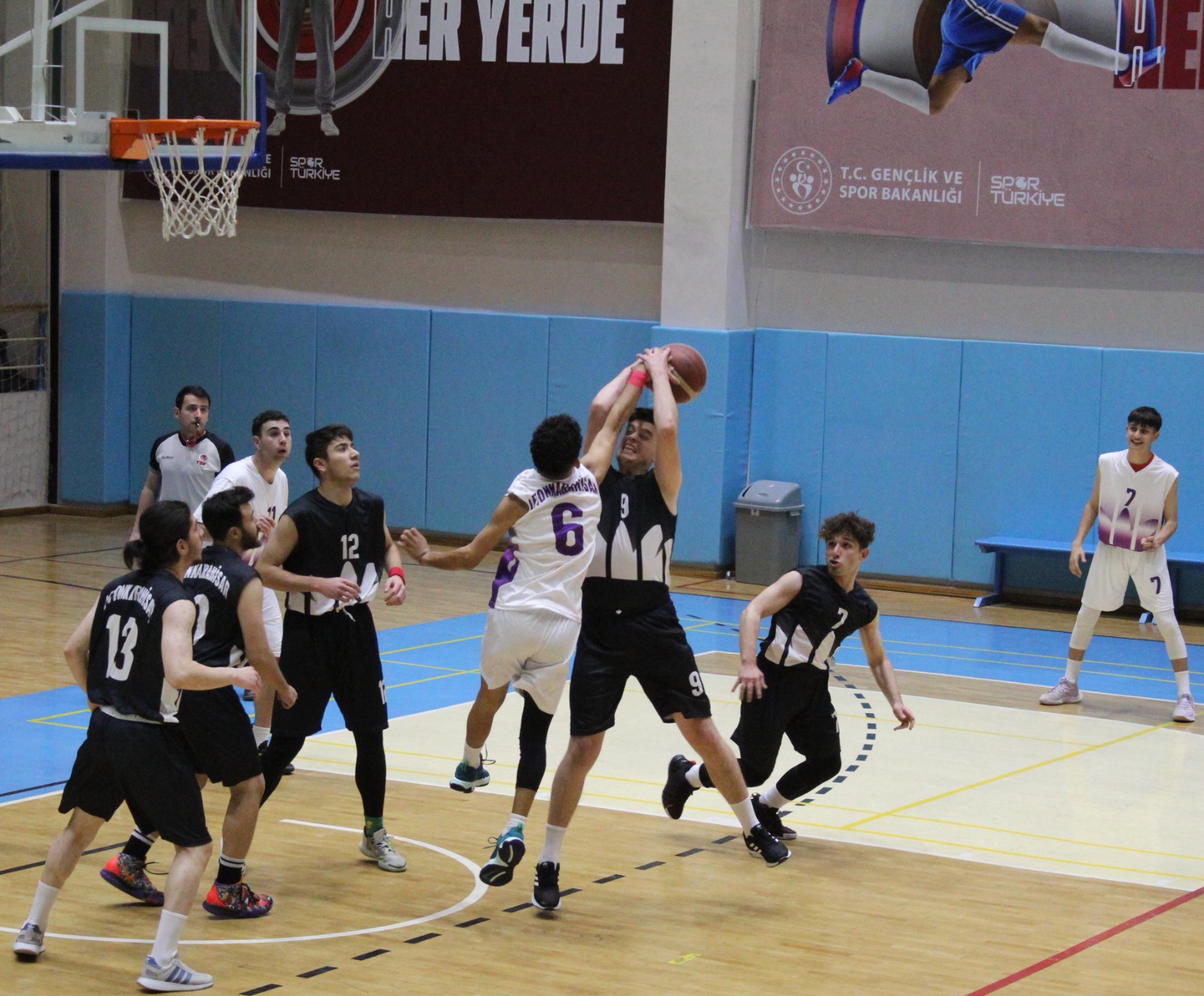 Yurtlar Arası Basketbol Turnuvası Tamamlandı