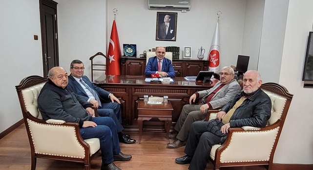 İl Müftüsü İmamoğlu'na Ziyaretler Sürüyor. Muhtar Yalçınkaya ve Camii Dernek Başkanı Yılmaz Ziyaret Etti