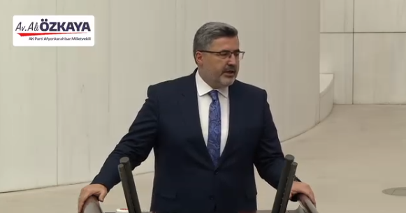AK Partili Özkaya'nın Yoğun Meclis Mesaisi