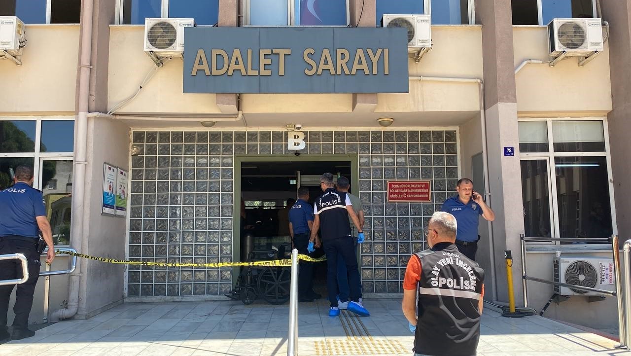 ADLİYEDE BIÇAKLAMA OLAYI İLE İLGİLİ İDDİANAME HAZIRLANDI