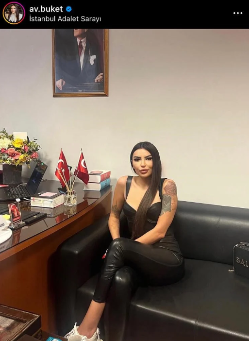 Kadın avukatın savcının odasında çektirdiği fotoğraf tartışma yarattı: