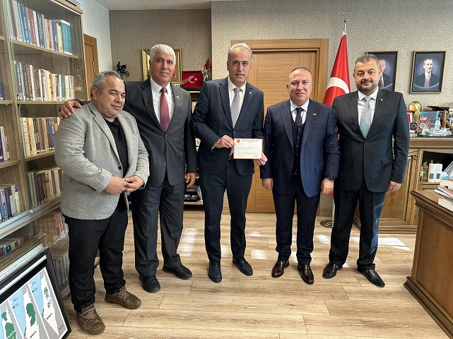 AK Parti’den İstifa Eden Duran MHP’den Aday Adayı  Oldu