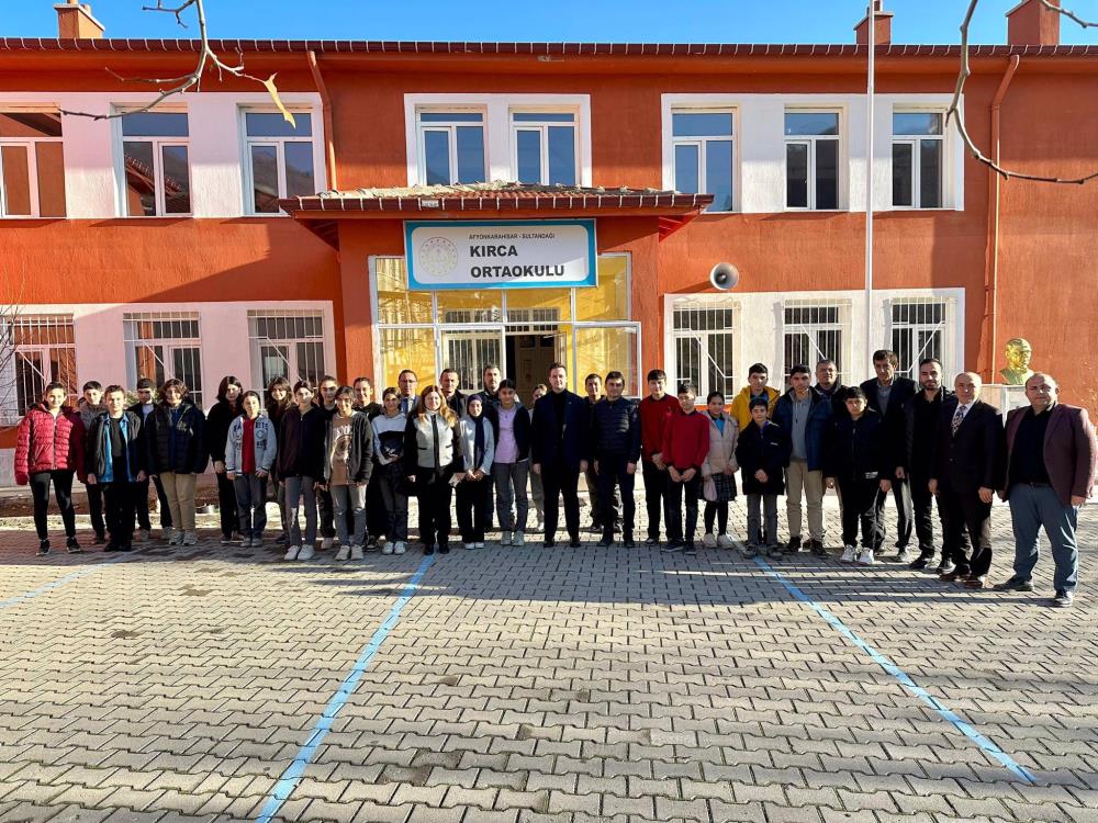 Dereceye Giren Öğrencilere Kahvaltı İkramı