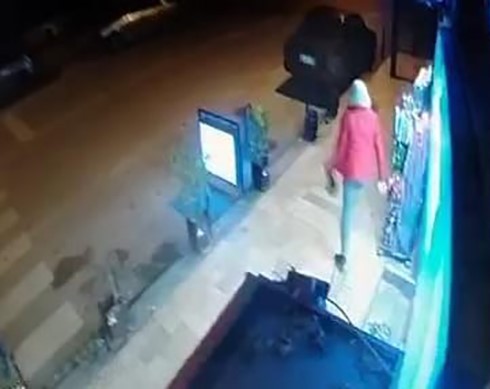 ÇANTASININ ÇALINDIĞINI HESAP BAKİYESİNİ GÖRÜNCE ANLADI