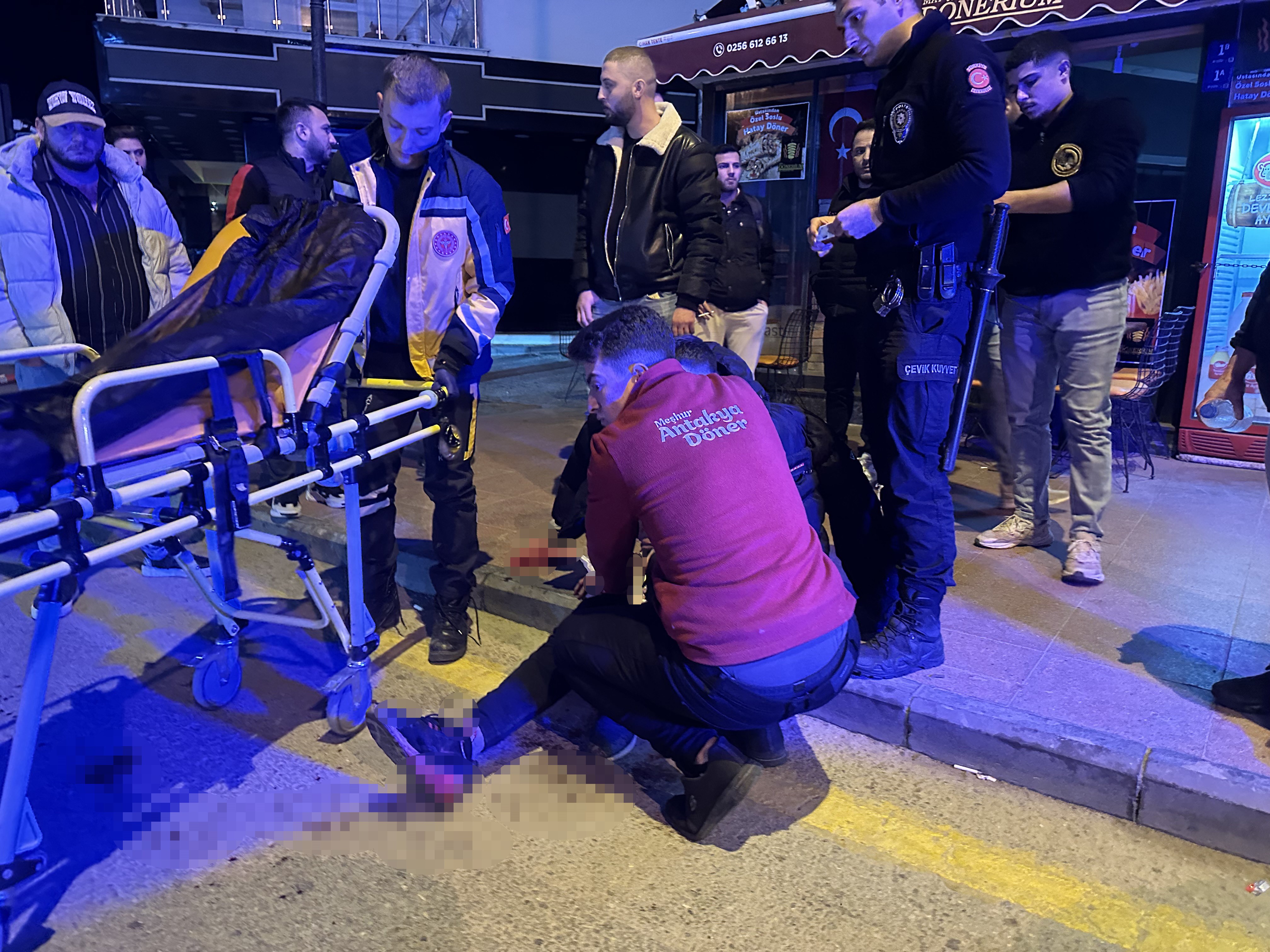 Sözlü Şakalaşma Kanla Bitti: 1 Yaralı