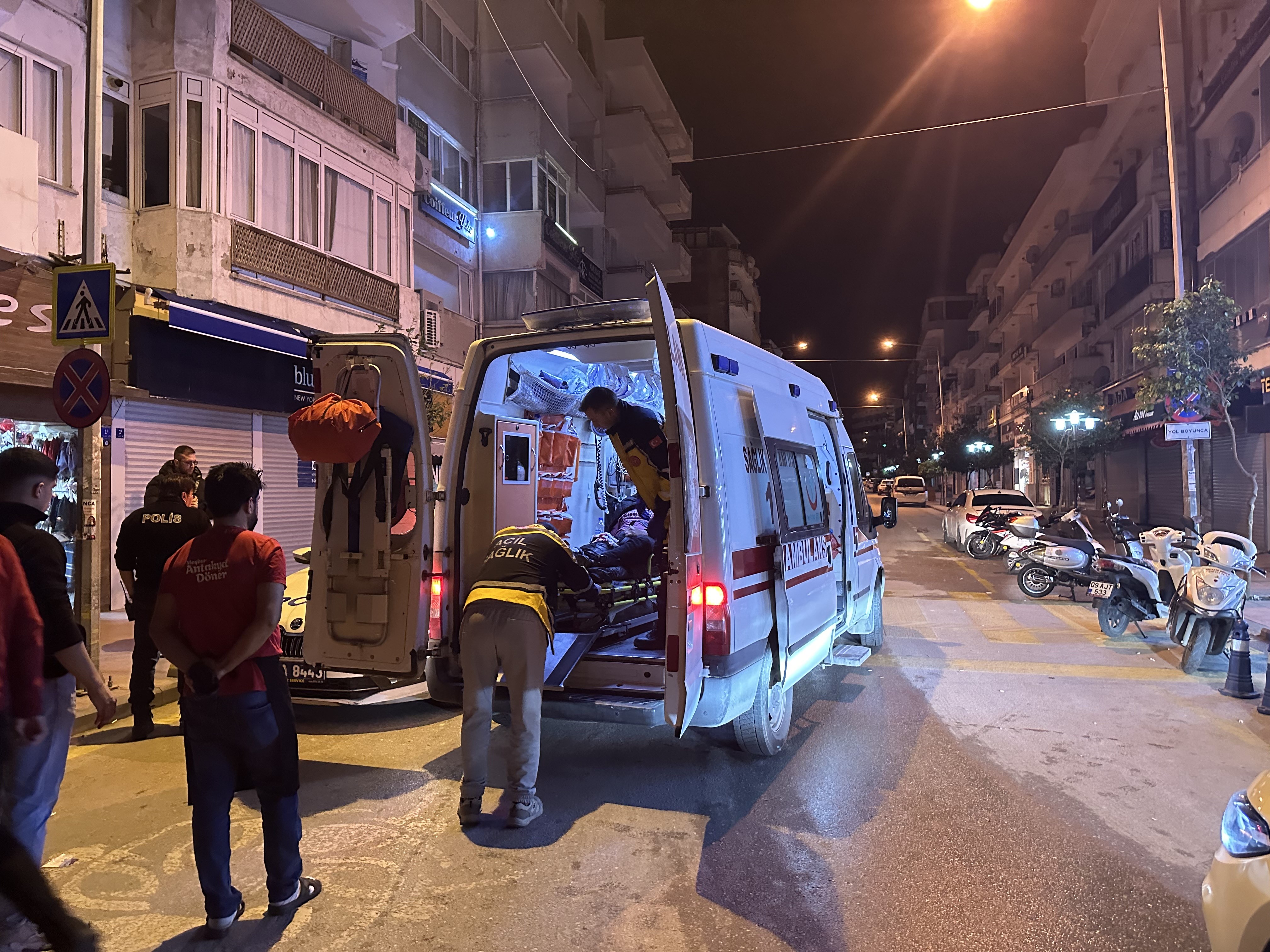 Sözlü Şakalaşma Kanla Bitti: 1 Yaralı