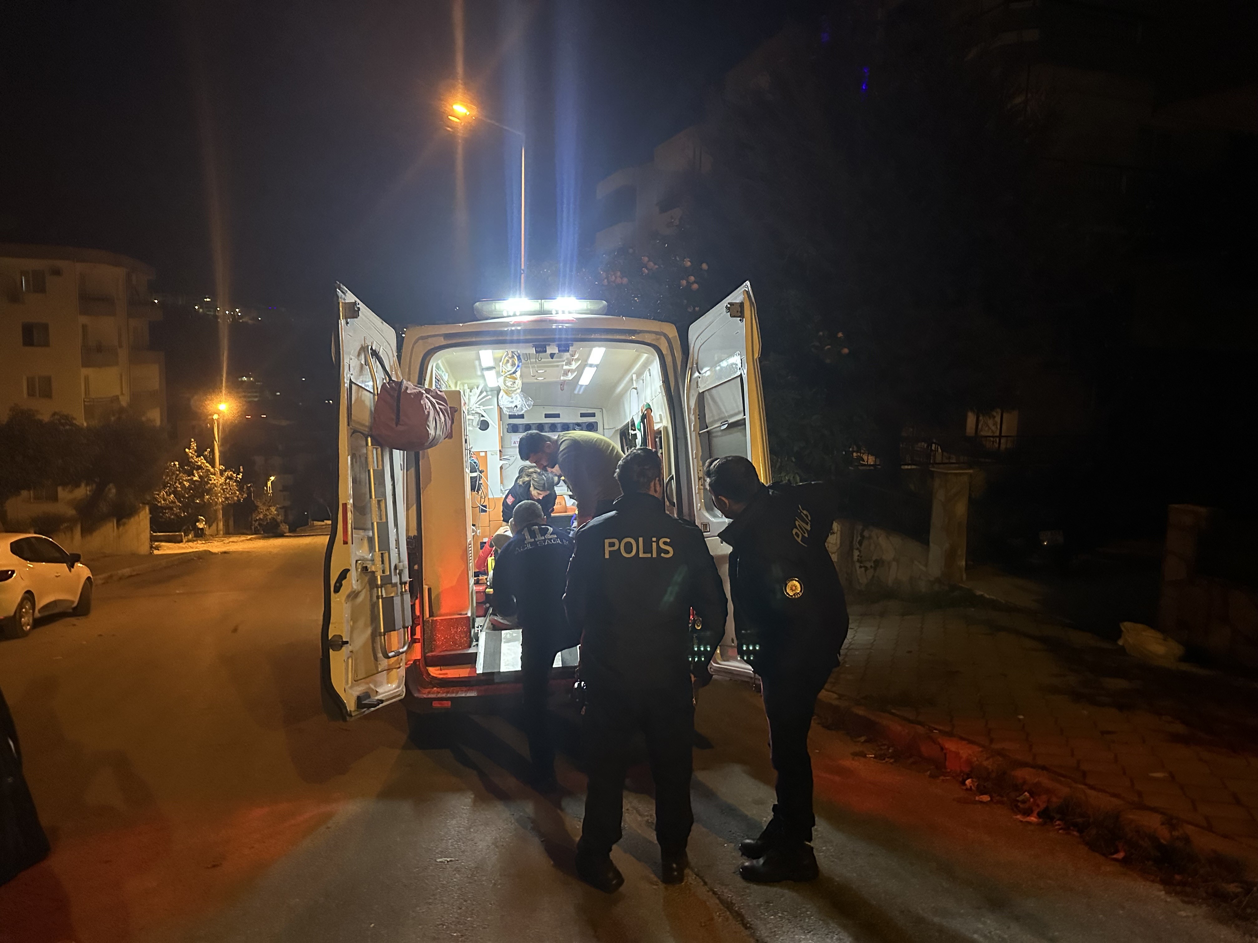 Anahtarını Evde Unuttu Balkona Tırmandı!