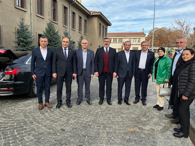 Afyon'u İstanbul'da Temsil Ediyorlar AK Partili Vekillerle Afyon'da Bir Araya Geldiler