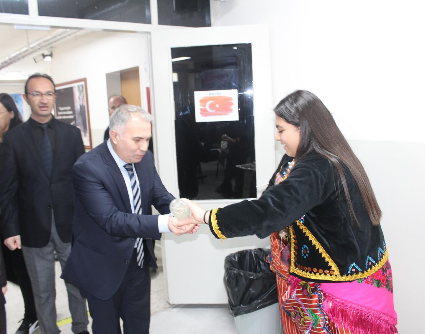 Kaymakam Tutum yerli malı haftasına katıldı