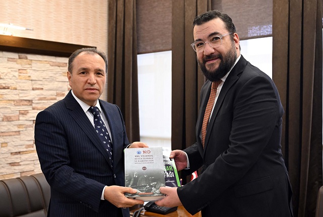 AKÜ Rektörü Karakaş'a İş İnsanı Oruç'tan Ziyaret
