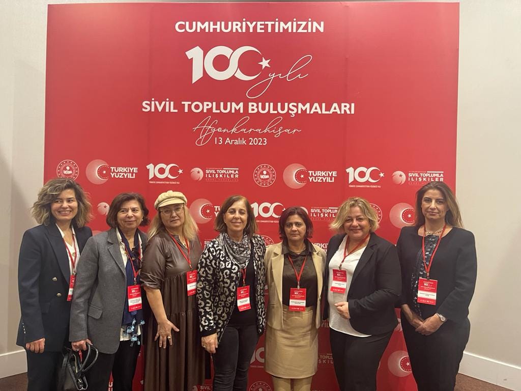 Afyon'da Ahde Vefa Derneği Anlamlı Çalıştaya Katılım Sağladı
