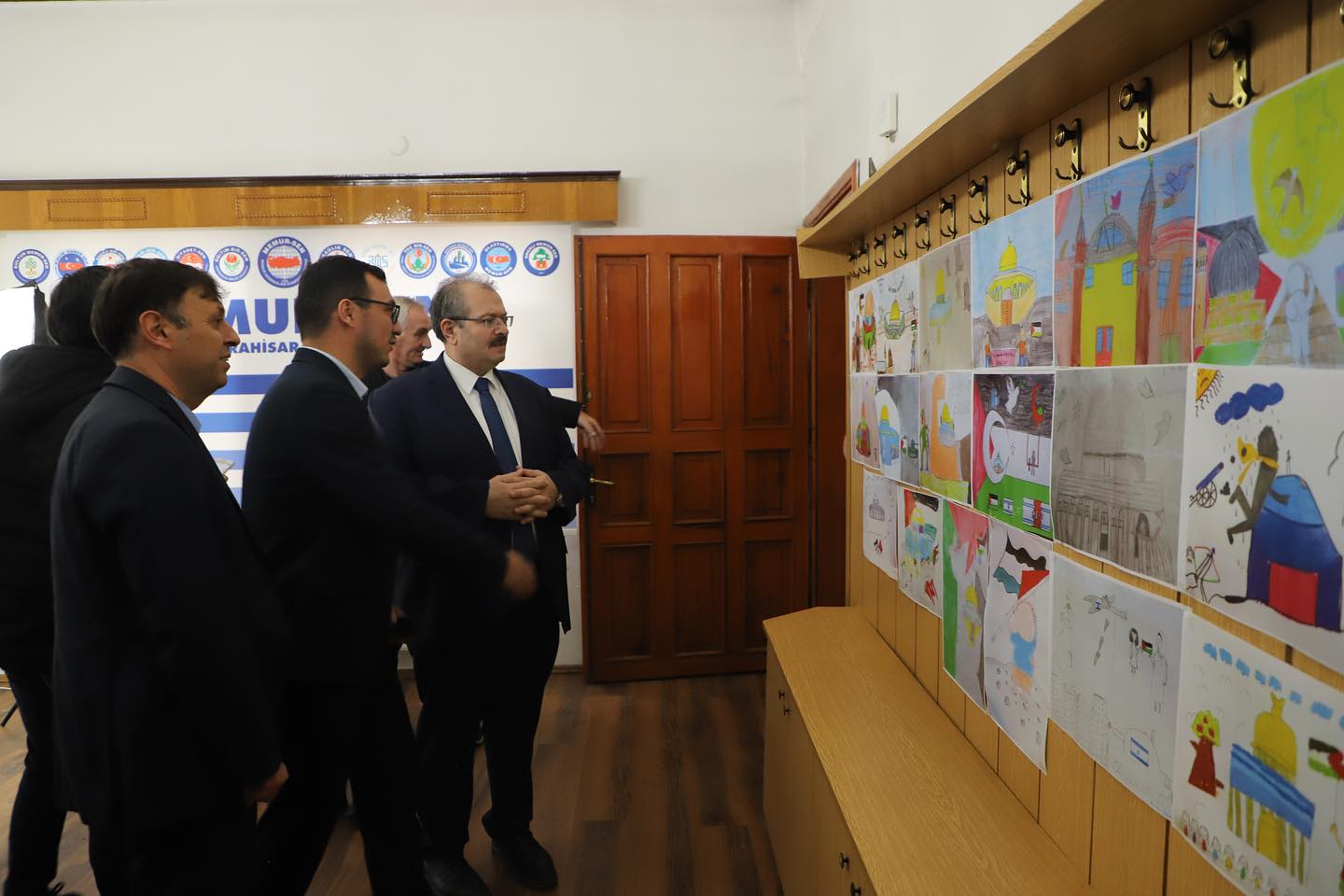 Özgür Kudüs Konulu Resim Yarışmasında Ödüller Sahibini Buldu. Törene AK Partili Dayı'da Katıldı