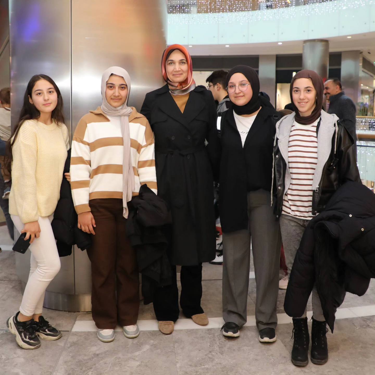 Vali yiğitbaşı Şehit Öğretmen Yalçın'ı beyaz perdede izledi