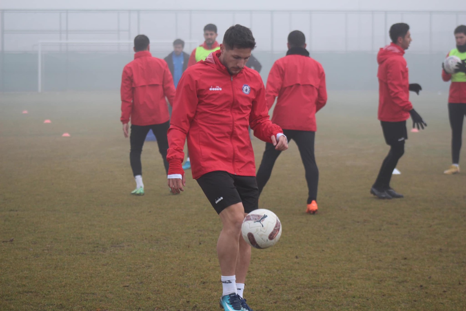 Afyonspor'a Neler Oluyor.  Afyonspor'da Deprem Yaşanıyor